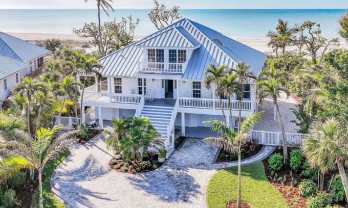Sanibel Casa | Stunning Beachfront Villa with Heated Pool
