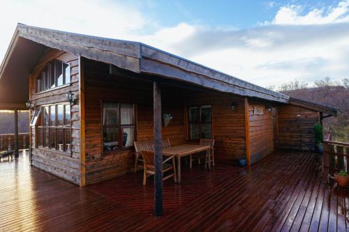 Borgarnes Casa | Stunning Cabin with Breathtaking Views!