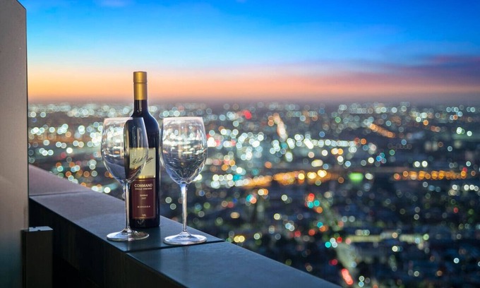 Carlton South Apartamento | Stunning CBD Apartment | Amazing Views + Parking!