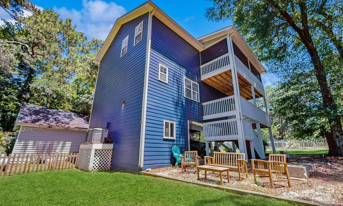 Ocean Isle Beach Casa | Stunning coastal home with private patio and close to beach attractions