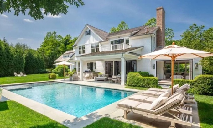 East Hampton North Casa | Stunning East Hampton house. Walk to town and bike to beach.