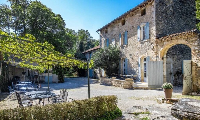 Pernes-les-Fontaines Casa | Gran casa de campo provenzal con piscina