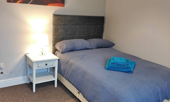 London Borough of Hounslow Apartamento | Stunning first floor studio flat near Heathrow