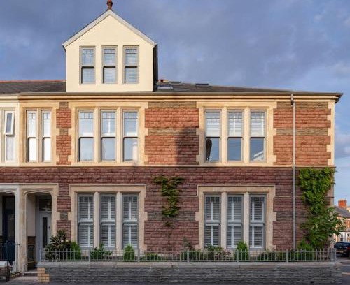 Roath Casa | Stunning four bedroom Cardiff house