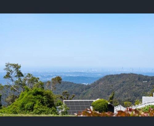 Eagle Heights Casa | Stunning home with view