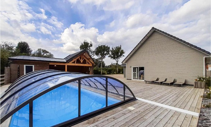 Haut Pays du Montreuillois Casa | Stunning Home In Herly