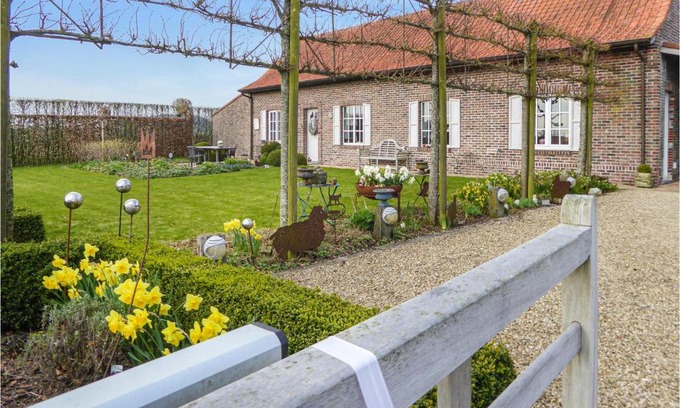 Heuvelland Casa | Stunning Home In Kemmel With Wifi