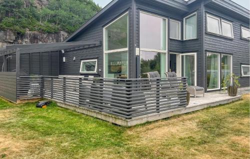 Lindesnes Casa | Stunning Home In Lindesnes With Wifi