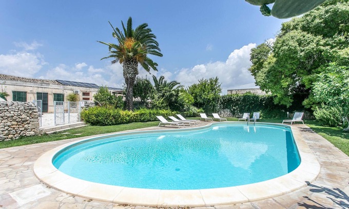Rosolini Casa | Impresionante casa en Rosolini SR