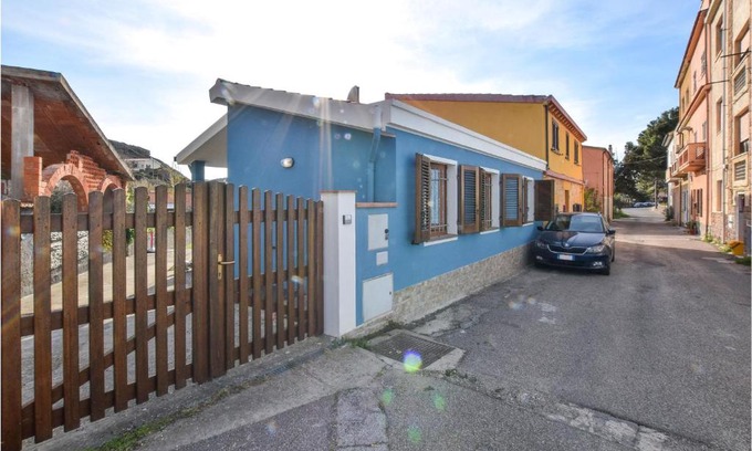 Santa Caterina Casa | Stunning Home In Scaterina Di Pittinur