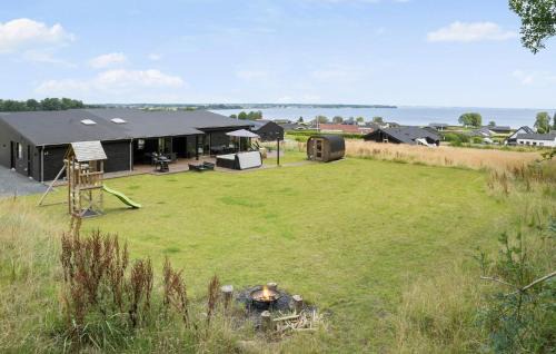 Sjølund Casa | Stunning Home In Sjølund With Sauna