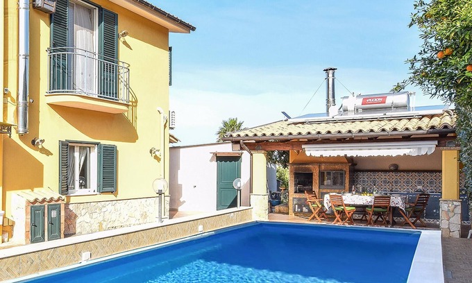 Trabia Casa | Impresionante casa en Trabia
