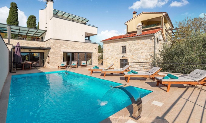 Valtura Casa | Impresionante casa en Valtura con sauna