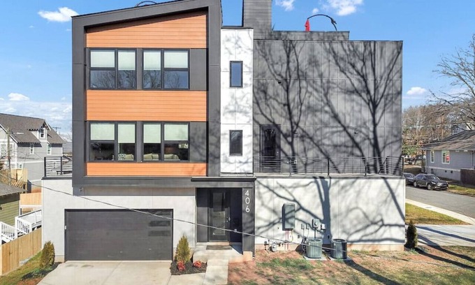 Charlotte Casa | Stunning Home with Pool, Outdoor Kitchen Rooftop,BBQ