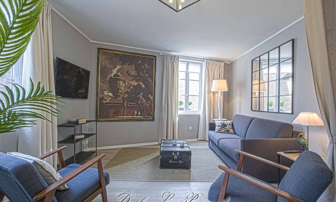 Enclos Apartamento | Stunning homely 2 bdr very quiet next to Greniers à Sel - Duplex Le Perroquet ★★★★