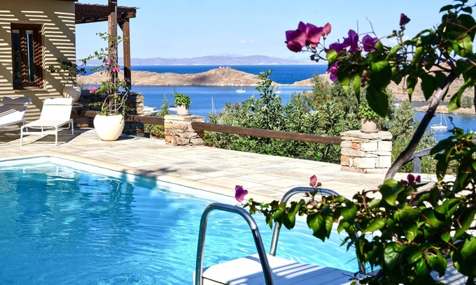 Vourkari Villa | Casa / Villa / Chalet - Vourkarion
