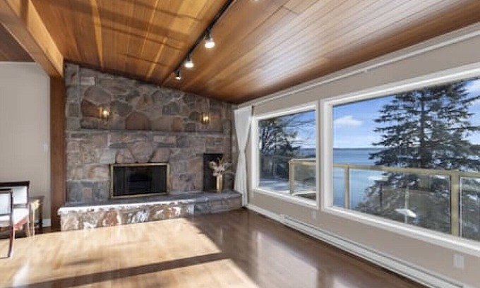 Oro-Medonte Casa | Stunning Lake View & Waterfront - 4BR Cottage - 25 min to Ski Resorts