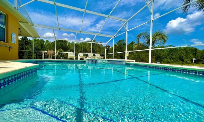 Highlands Reserve Villa | Hermosa villa con vista al lago