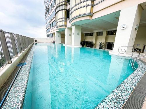 Ermita Apartamento | Stunning & Luxury 4BR in Manila Bay White Beach