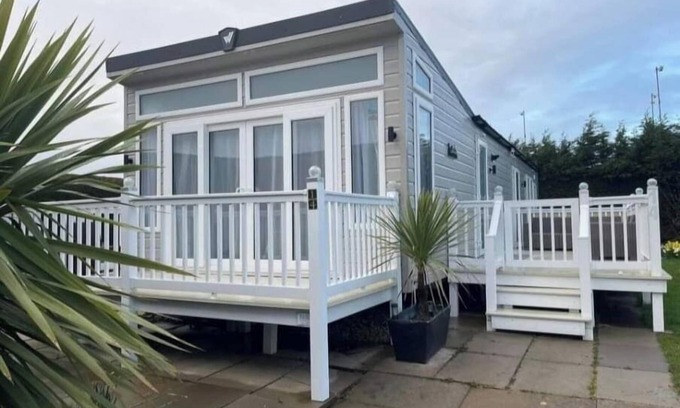 Skegness Cabina | Stunning mini Lodge southview Skegness