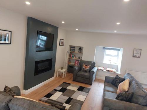 Belmullet Casa | Stunning New 3 Bed Townhouse
