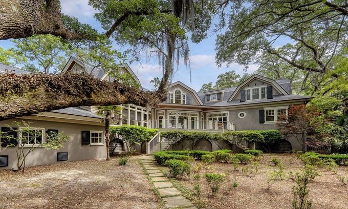 Kiawah Island Casa | Stunning new rental home in Rhetts Bluff