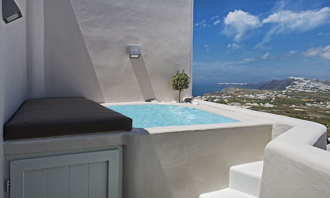Pyrgos Villa | Impresionante Villa de Newbuilt Con vista increíble de la isla entera con jacuzzi!