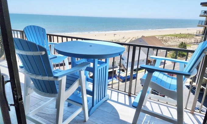 Montego Bay Condominio | Stunning Ocean view , fews steps to the beach!!!!
