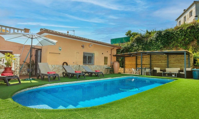 Macanet de la Selva Casa | Maravillosa casa de vacaciones privada con WIFI, A/C, piscina privada, TV, terraza, aparcamiento