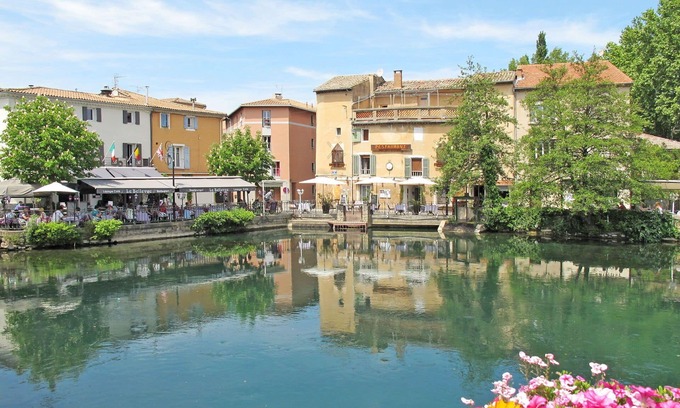Caumont-sur-Durance Casa | Estupenda casa de vacaciones privada con piscina privada, A/C, WIFI, TV, patio, aparcamiento