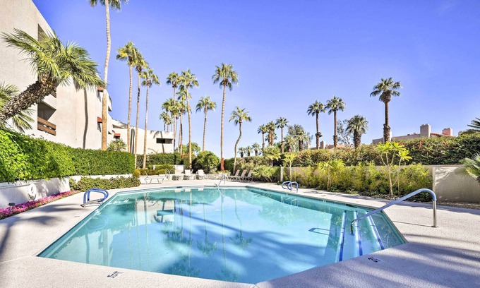 Baristo Condominio | Stunning Palm Springs Condo: Walk to Downtown