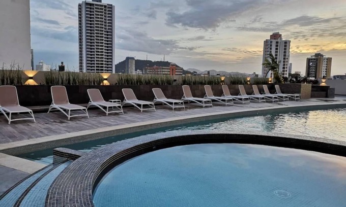 Panama City Condominio | Stunning Panama City Oceanview Penthouse