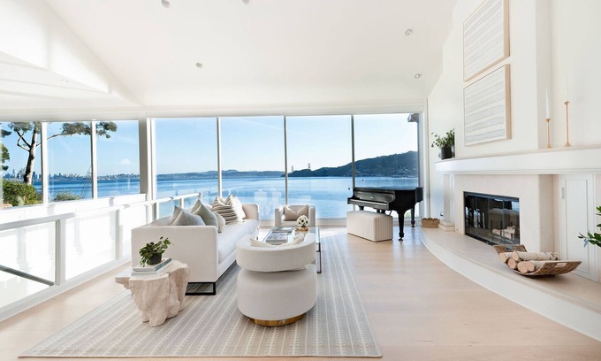 Belvedere Tiburon Casa | Stunning Panoramic views of SF, Bay/GG Bridge, Sausalito, Mt. Tam in Belvedere