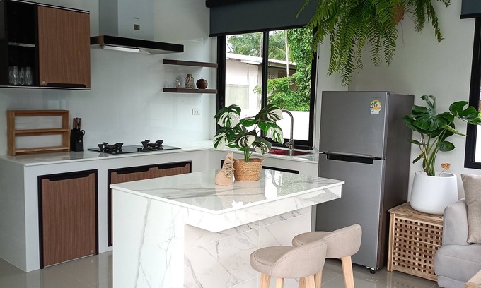 Krabi Villa | Stunning Pool Villa - 5 minutes from the beach