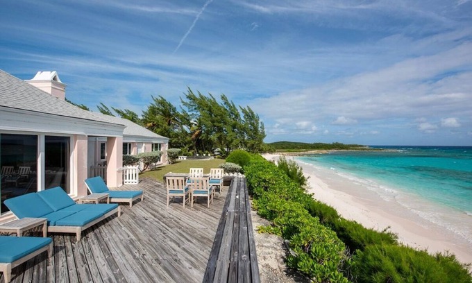 Greencastle Casa | Stunning Private Beachfront Estate on Beach