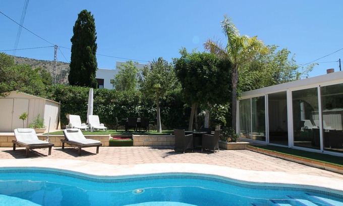 El Albir Casa | Stunning private villa for 6 people with A/C, private pool, WIFI, TV, patio and parking