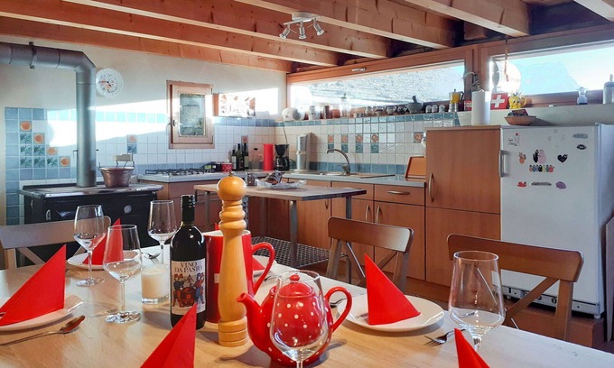Malvaglia-dagro Casa | Casa de vacaciones privada con TV, patio, mascotas permitida, vista panorámica, aparcamiento