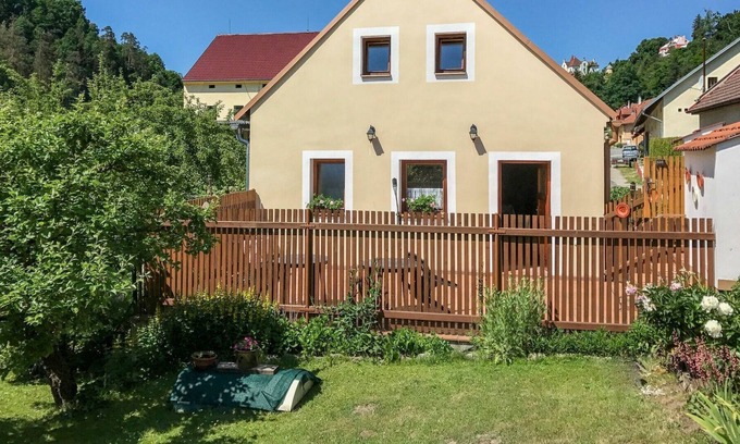 Bechyne Casa | Estupenda casa de vacaciones privada para 4 personas con WIFI, TV y terraza