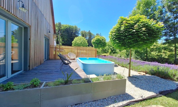 Brnicko Casa | Casa de vacaciones privada con WIFI, piscina privada, terraza, vista panorámica, aparcamiento