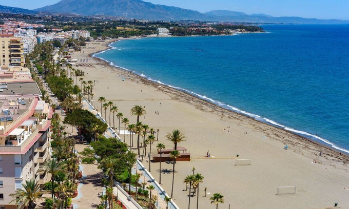 Bahia Dorada Casa | Estupenda casa de vacaciones privada para 4 personas con piscina, A/C, WIFI, TV y aparcamiento