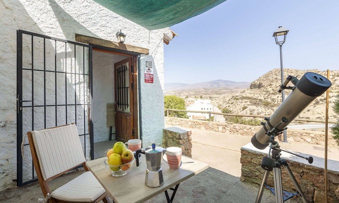 Terque Villa | Preciosa casa de vacaciones privada para 4 personas con WIFI, TV y terraza