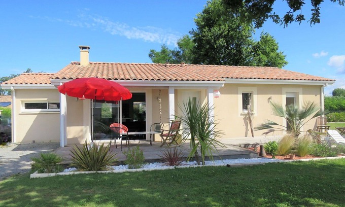 Carcans Casa | Estupenda casa de vacaciones privada para 6 personas con WIFI, TV, terraza y mascotas permitida