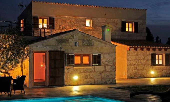 Llubi Villa | Preciosa casa de vacaciones privada con WIFI, piscina privada, A/C, TV, terraza, aparcamiento