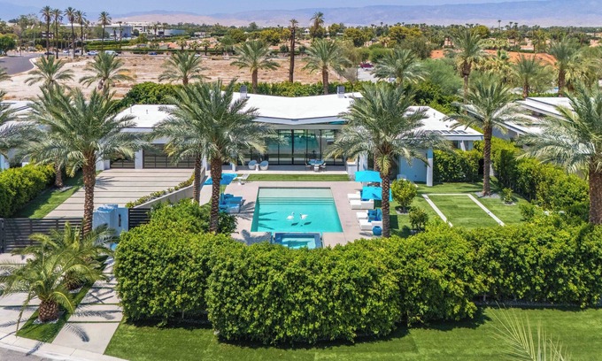 Rancho Mirage Casa | Stunning Rancho Mirage Home Operable Walls, Indoor-Outdoor Living, Pool, Fitness