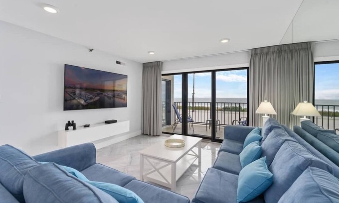 North Ocean City Casa | ⭐️STUNNING RENOVATED PLAZA 112 OCEAN FRONT INDOOR POOL⭐️