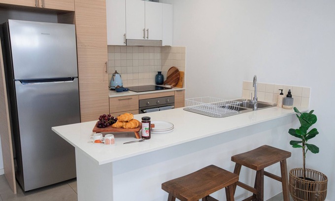 Scarborough Apartamento | Stunning Scarborough Beach Ocean View Apt w/Large Balcony
