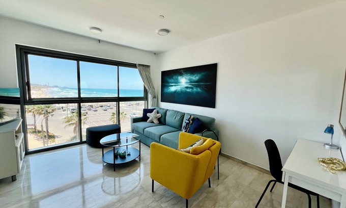 Herzliya Pituach Condominio | "Stunning sea and beach view apartment Herzeliya Pituach beach"