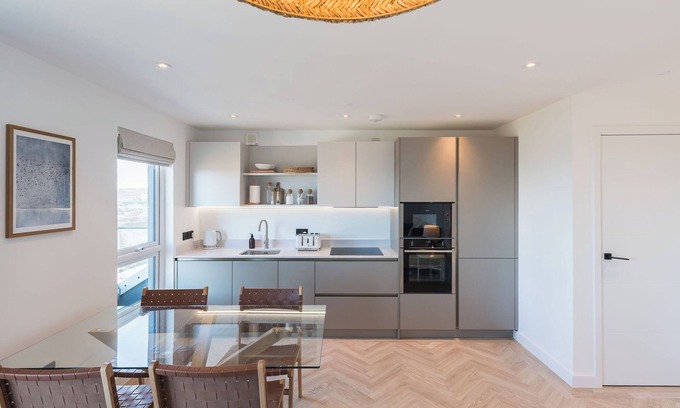 Amlwch Apartamento | Stunning sea views across the Anglesey coastline from your luxury penthouse apartment