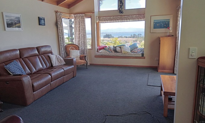 Tahunanui Casa | Impresionantes vistas al mar en el soleado Tahuna Hills Nelson
