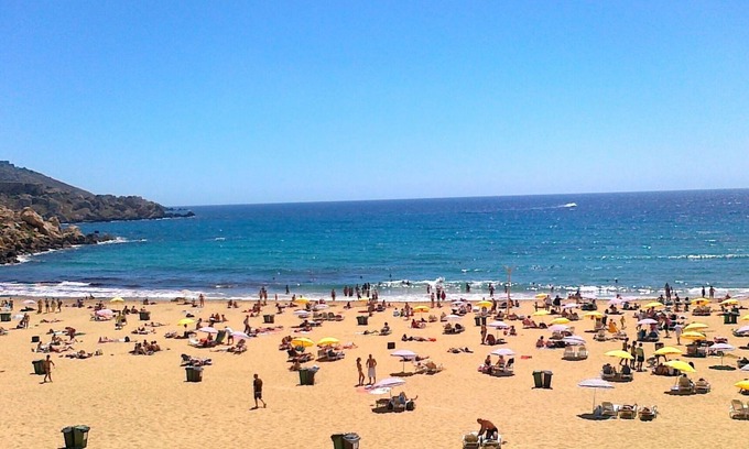 Sliema Apartamento | Stunning Seaview Apartment, Wifi